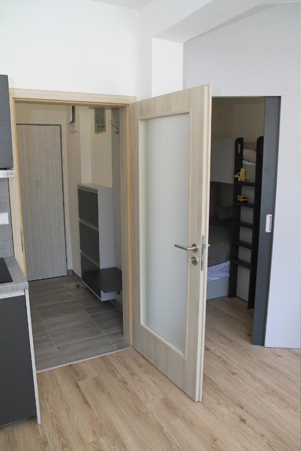Velovino Apartman Mikulov Εξωτερικό φωτογραφία